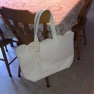 New with tags beautiful large white tote